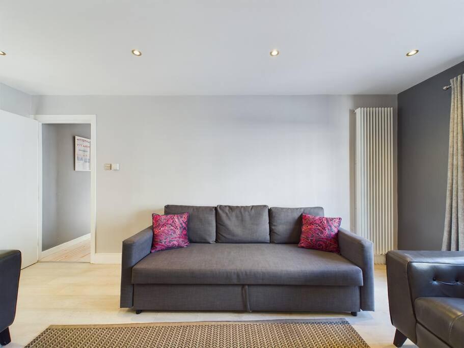 Donegall Sq Apt At City Gate, Belfast City Centre Esterno foto