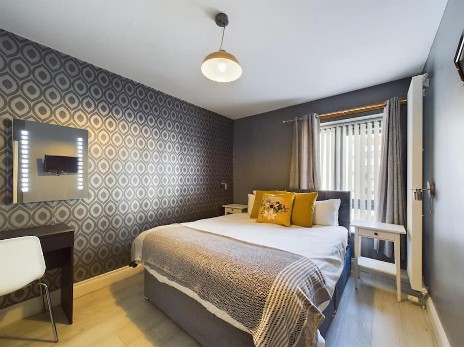 Donegall Sq Apt At City Gate, Belfast City Centre Esterno foto